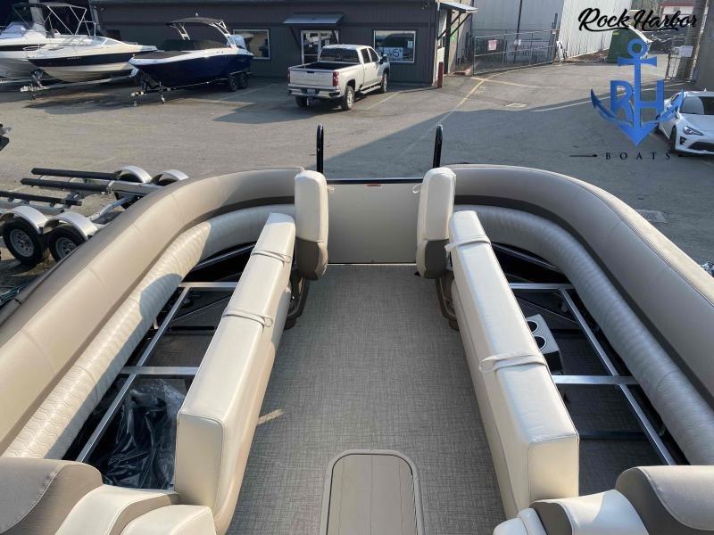 Slide: The Image of 2023 Avalon 2585 Catalina Cruise Funship interior at Rock Harbor Boats. - 14