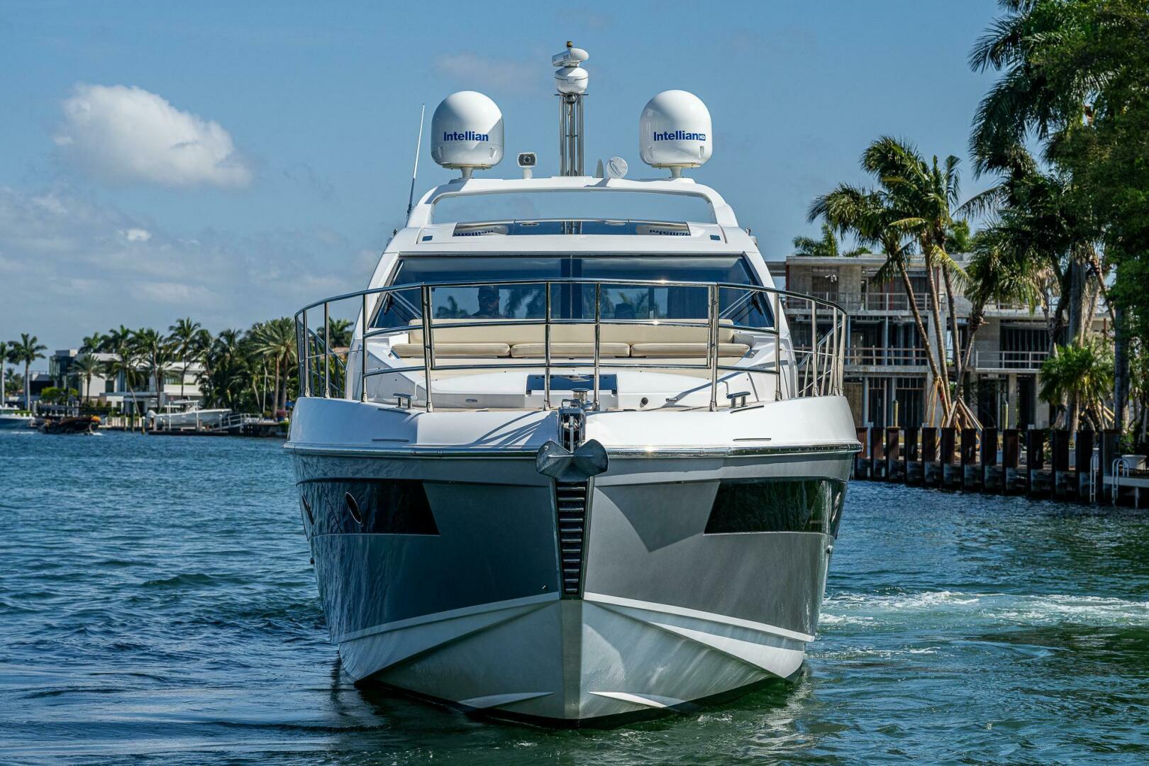 Slide: The Image of Azimut 55S 2014 - 5012002