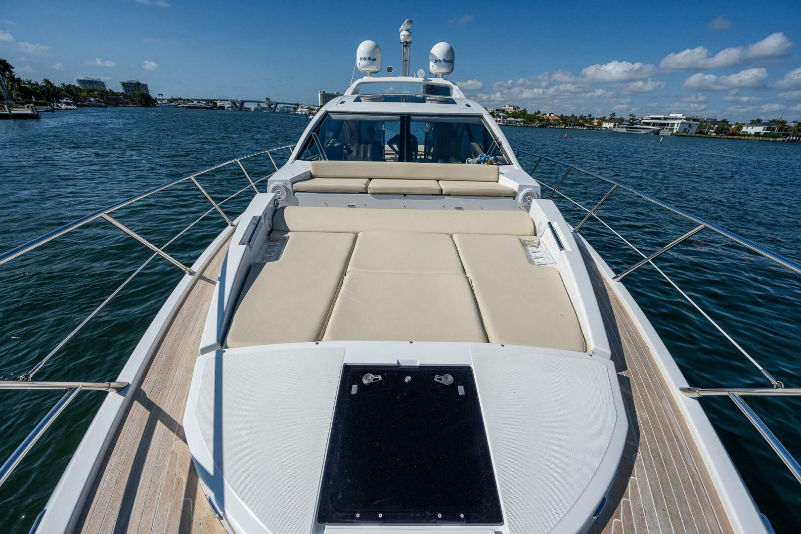 Slide: The Image of Azimut 55S 2014 - 5012011