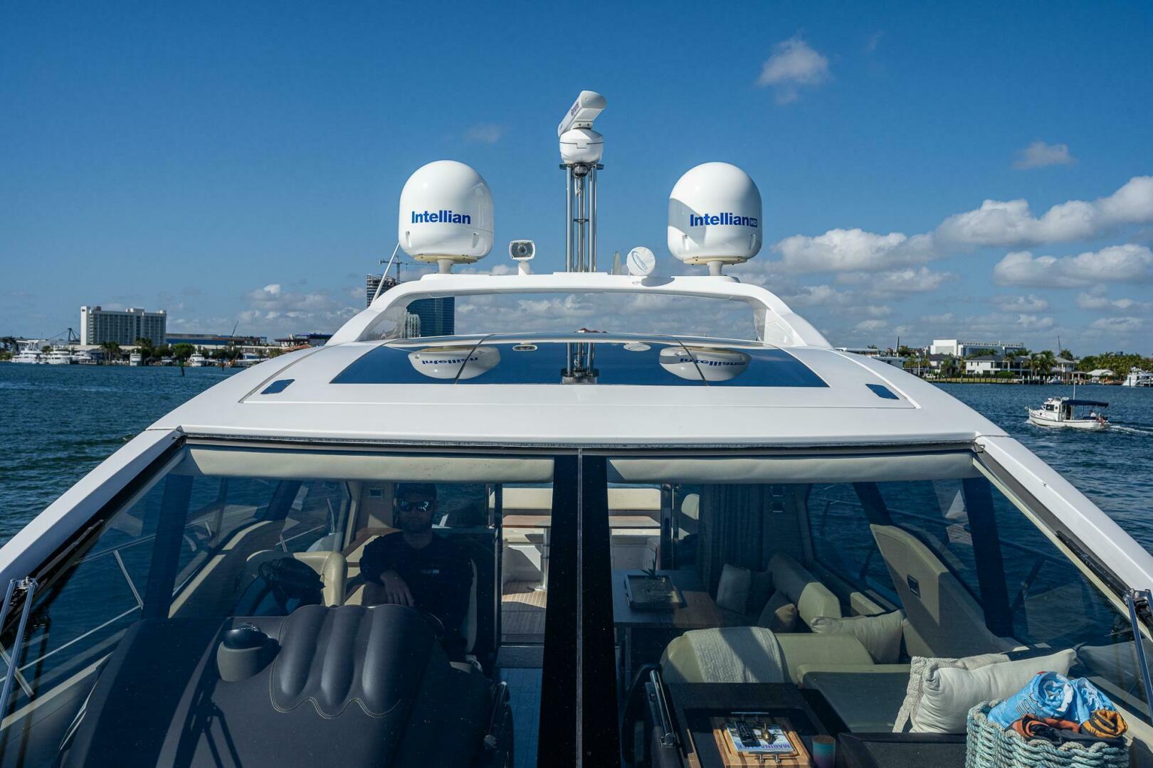 Slide: The Image of Azimut 55S 2014 - 5012016