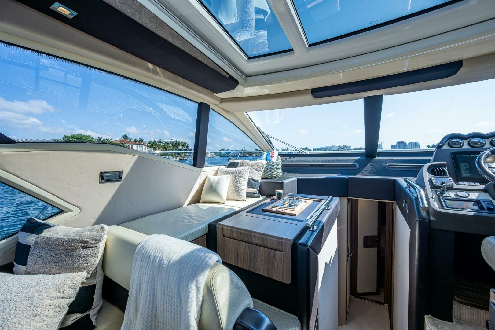 Slide: The Image of Azimut 55S 2014 - 5012035