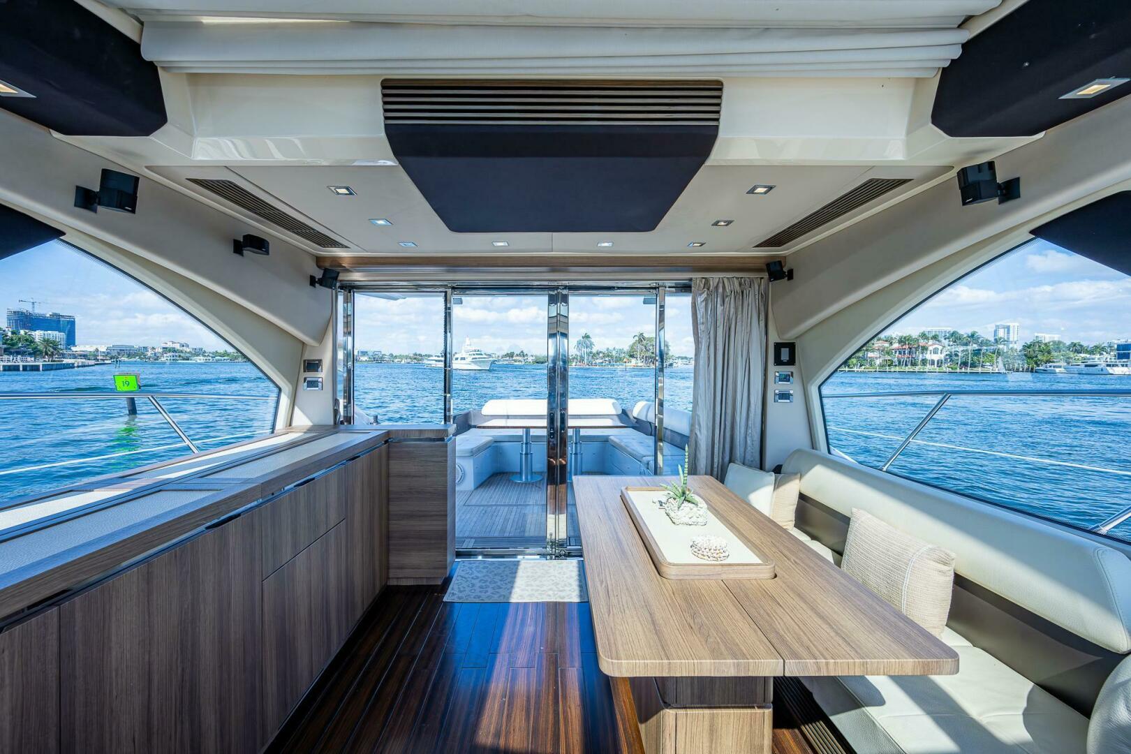 Slide: The Image of Azimut 55S 2014 - 5012036