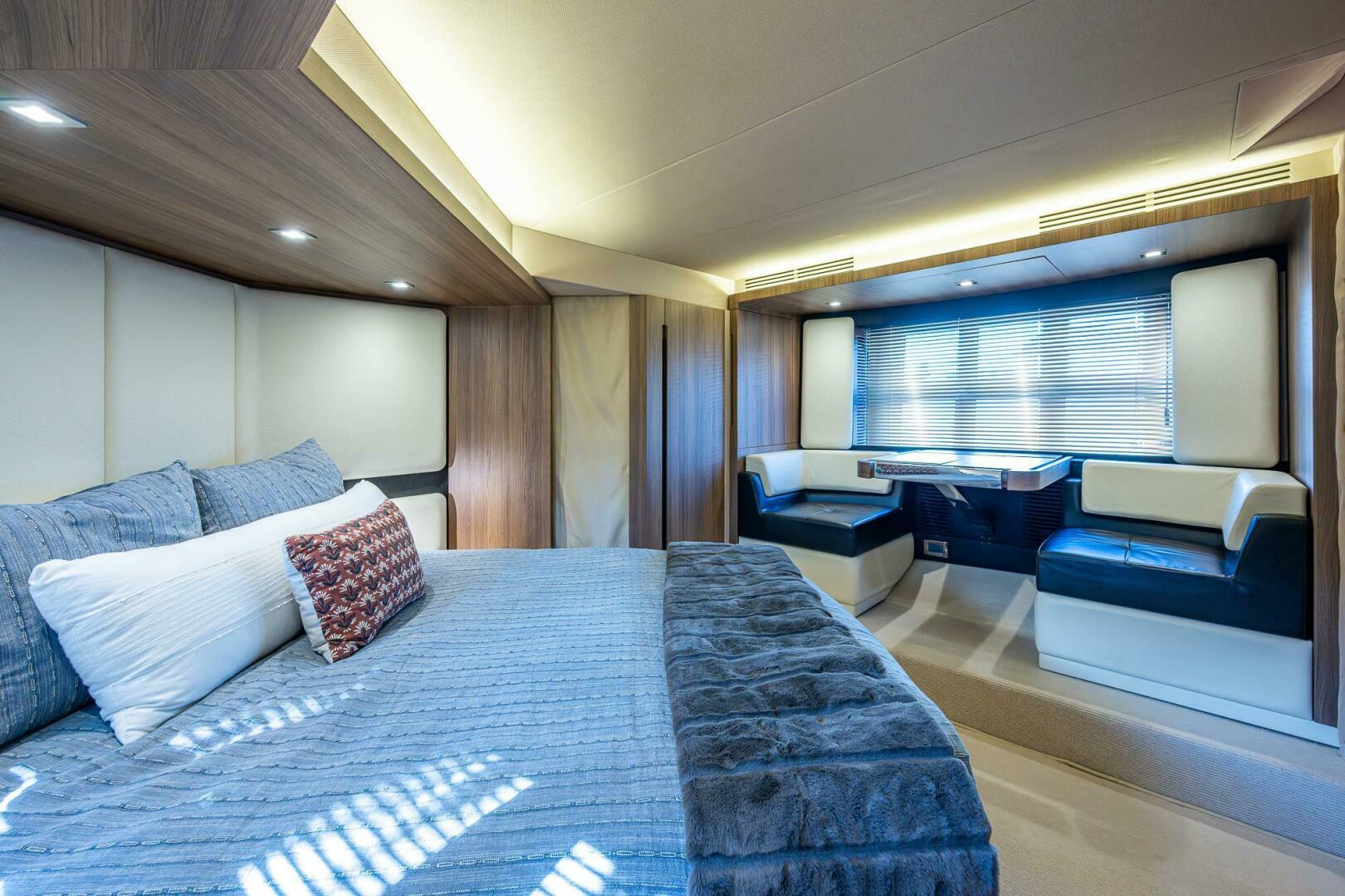 Slide: The Image of Azimut 55S 2014 - 5012040