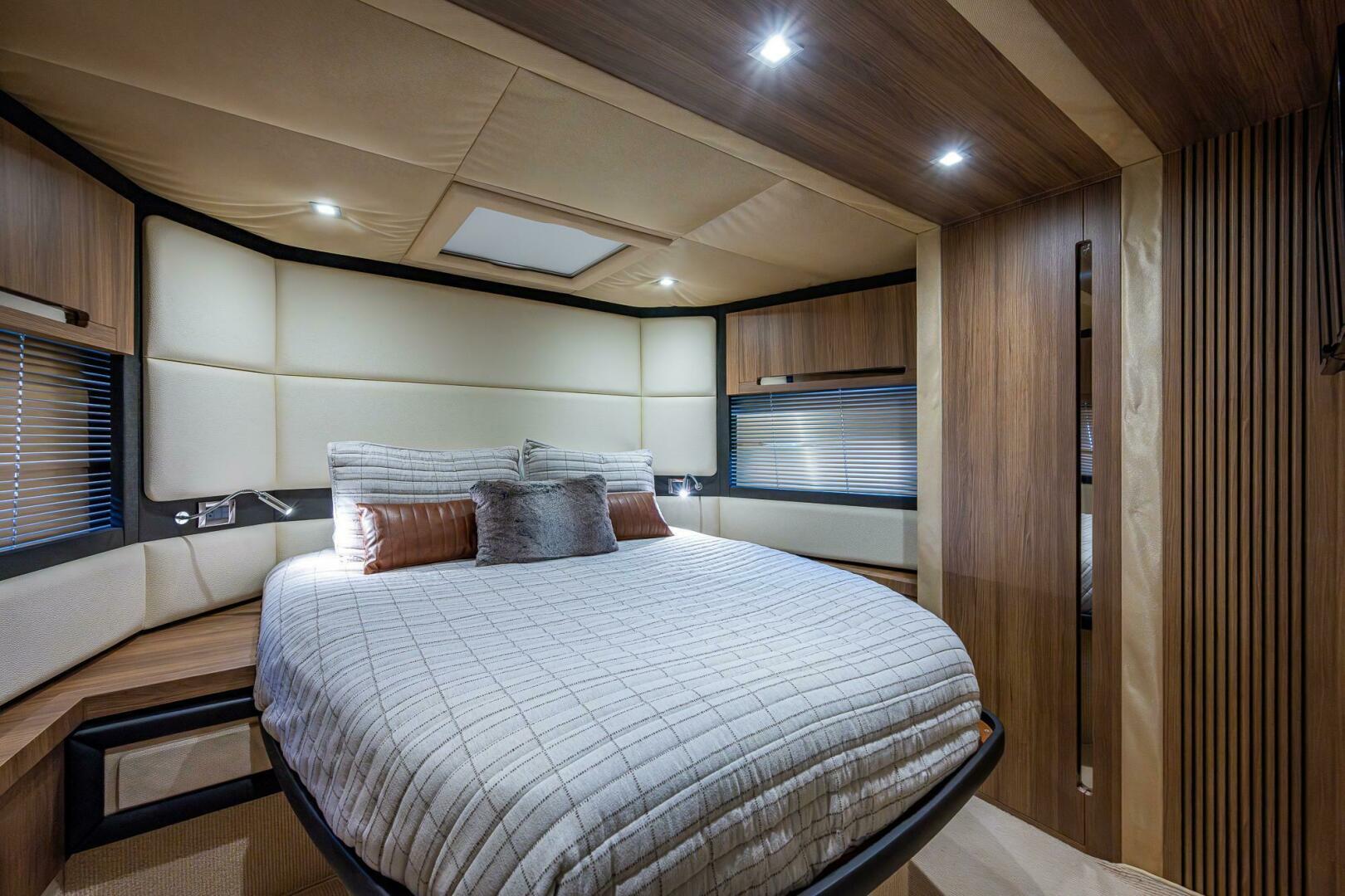 Slide: The Image of Azimut 55S 2014 - 5012050