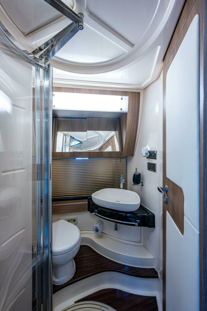 Slide: The Image of Azimut 55S 2014 - 5012054