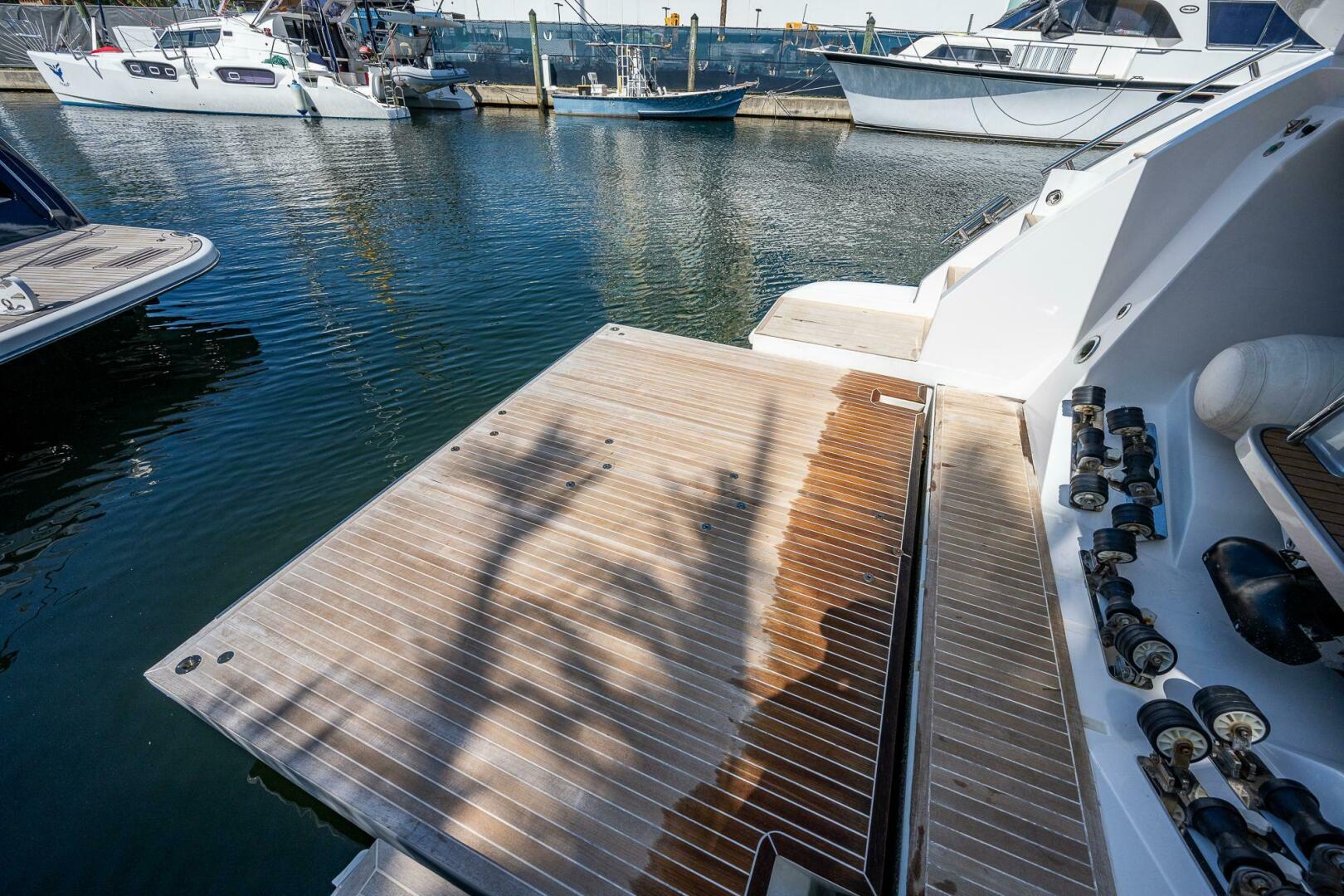 Slide: The Image of Azimut 55S 2014 - 5012065