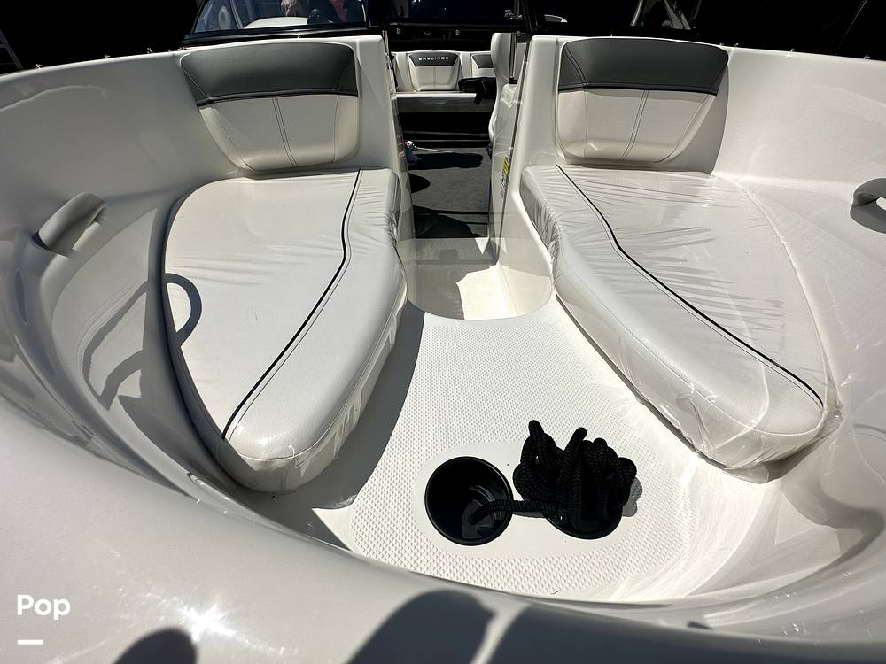 Slide: The Image of Bayliner 160 Bowrider 2021 - 12482308