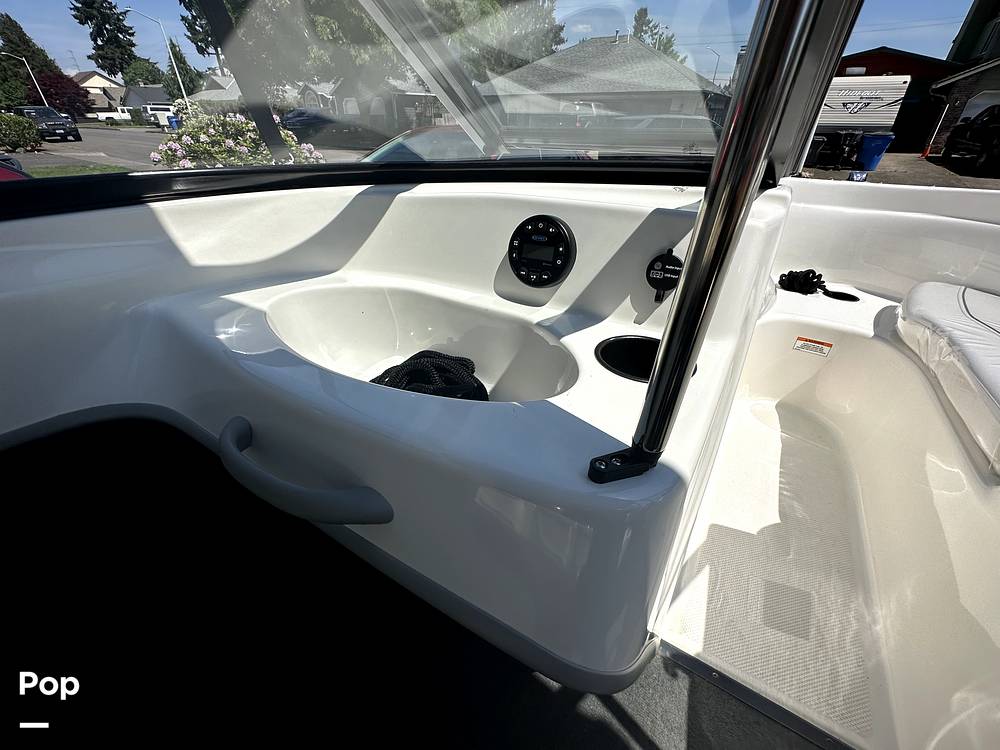Slide: The Image of Bayliner 160 Bowrider 2021 - 12482344