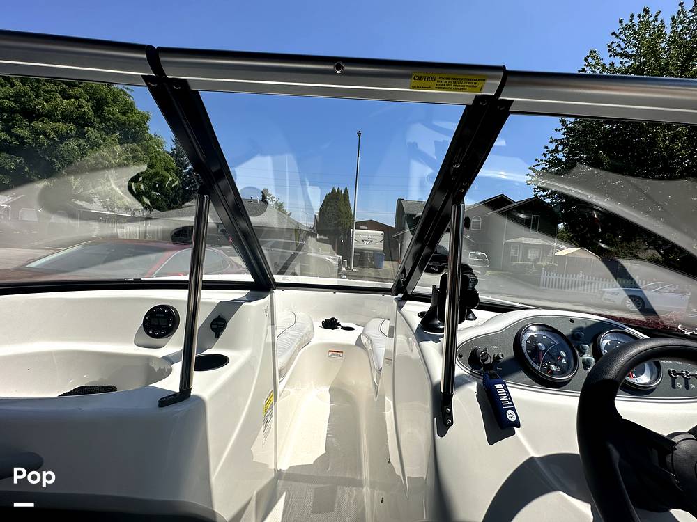 Slide: The Image of Bayliner 160 Bowrider 2021 - 12482355
