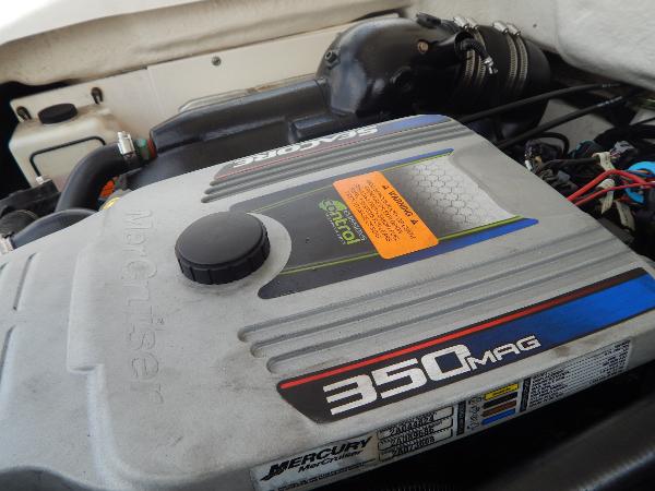 Slide: The Image of 2013 Chaparral 225 SSi boat engine, MerCruiser 350 MAG. - 20