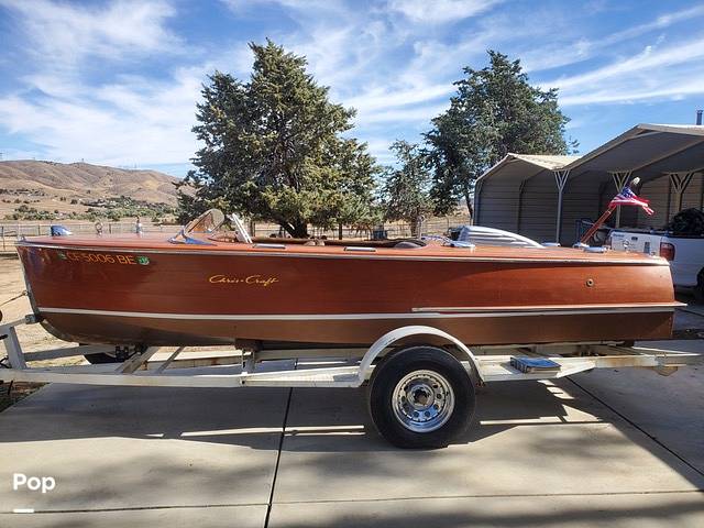 Slide: The Image of Chris-Craft 17 Deluxe Runabout 1948 - 13627663