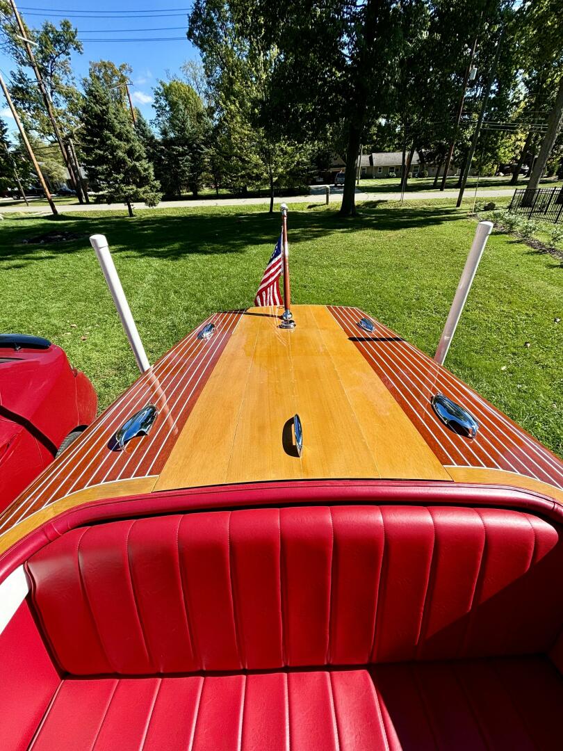 Slide: The Image of Chris-Craft Riviera 18 1952 - 5134180