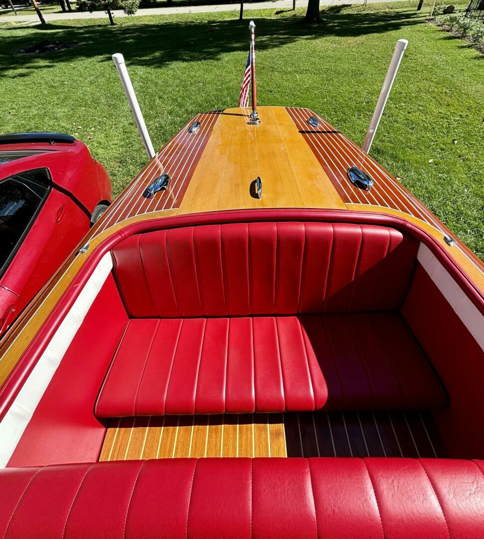 Slide: The Image of Chris-Craft Riviera 18 1952 - 5134181