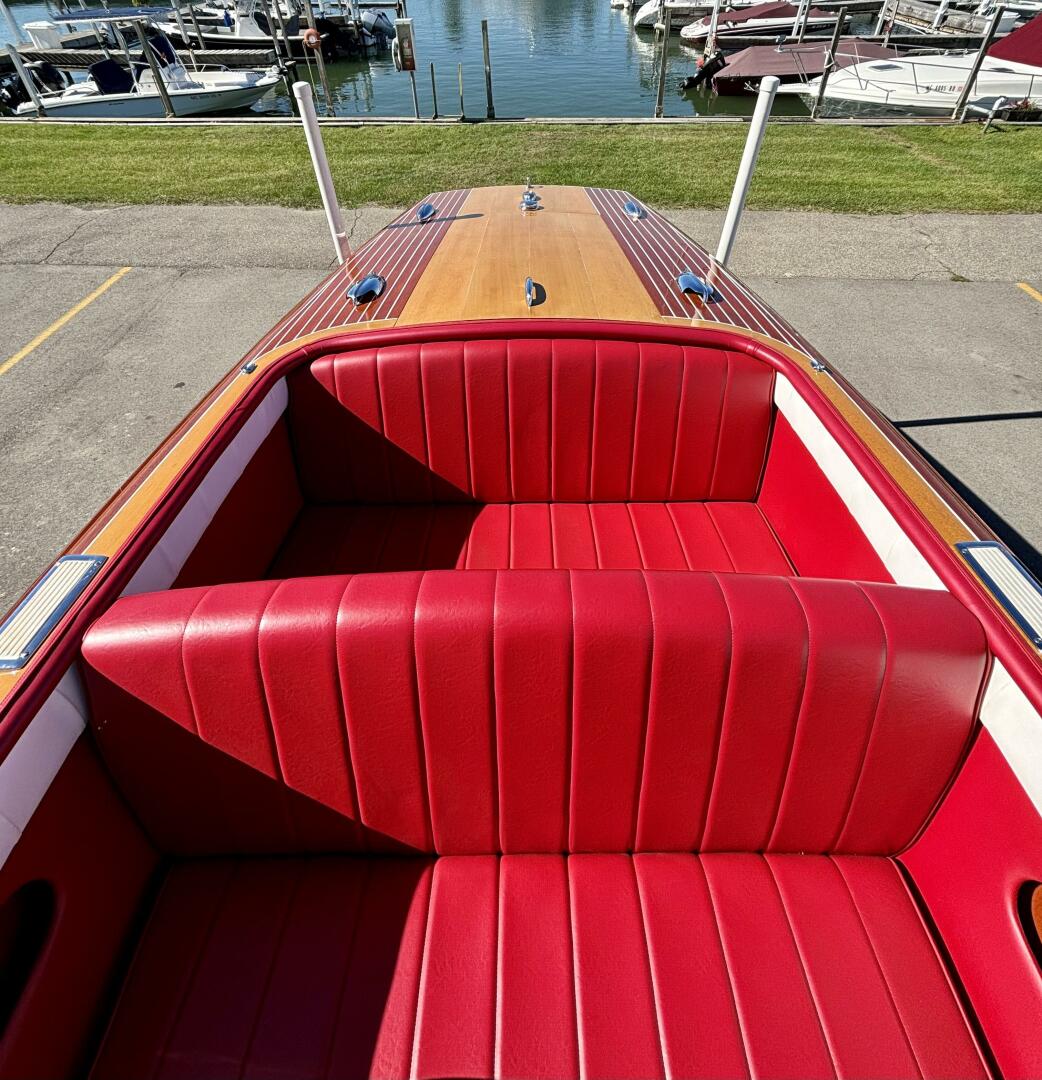 Slide: The Image of Chris-Craft Riviera 18 1952 - 5134452