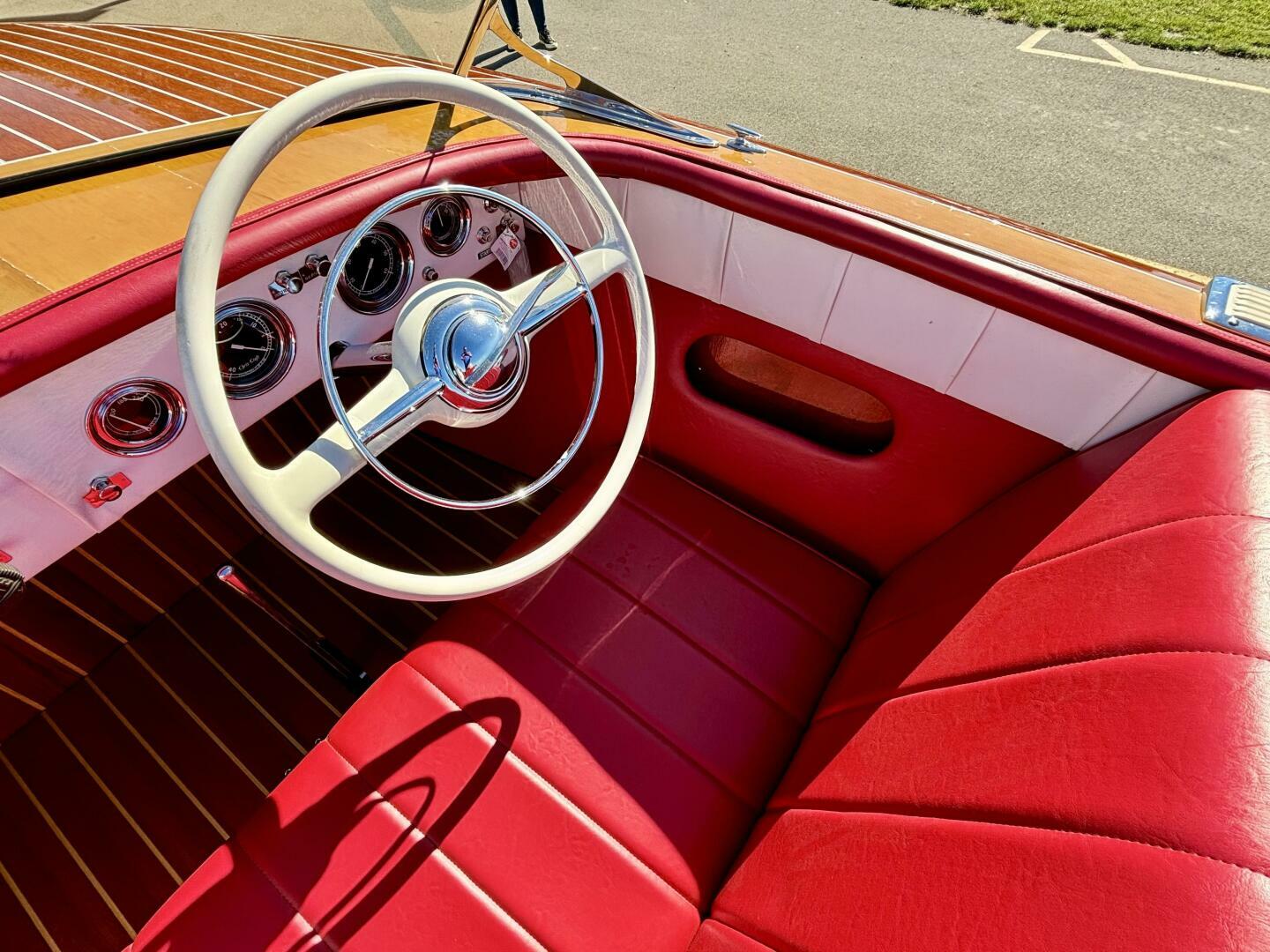 Slide: The Image of Chris-Craft Riviera 18 1952 - 5134467