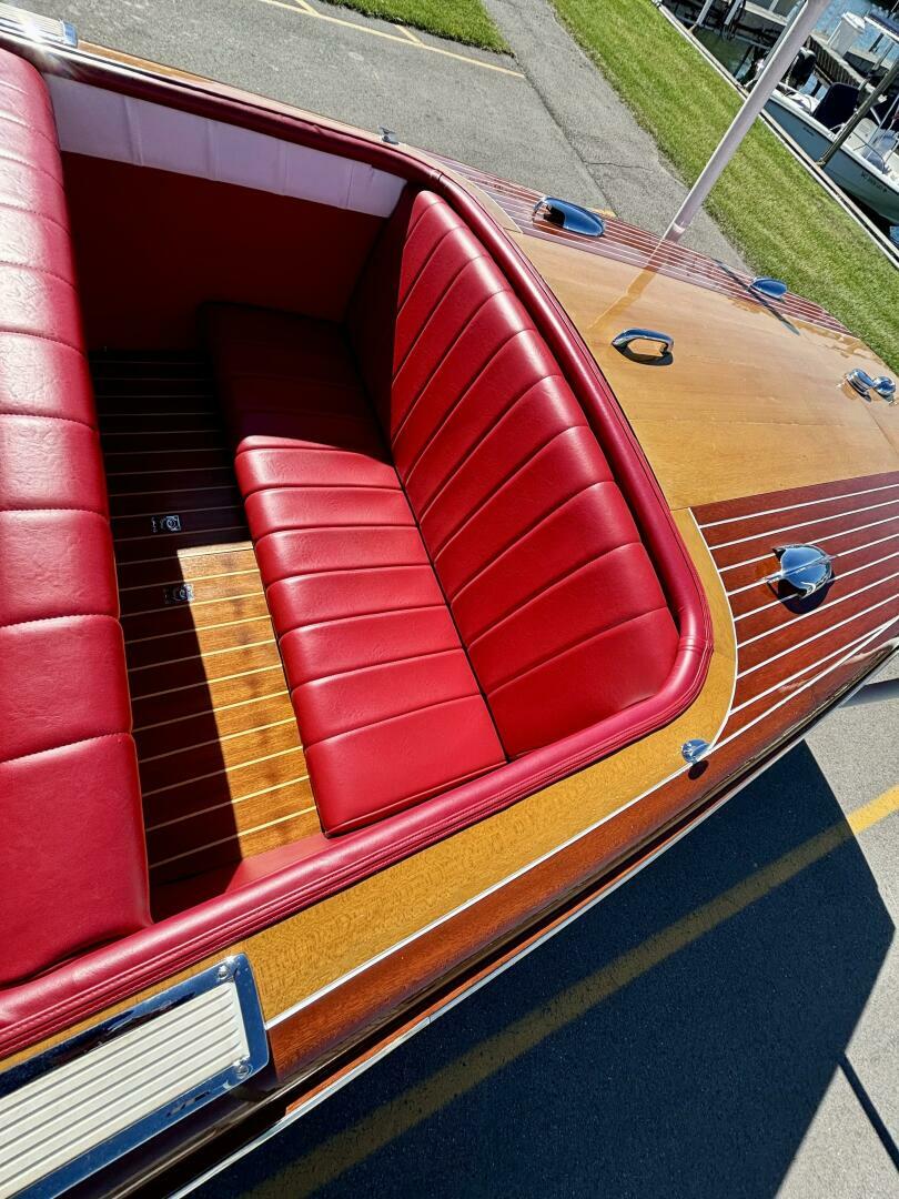 Slide: The Image of Chris-Craft Riviera 18 1952 - 5134470