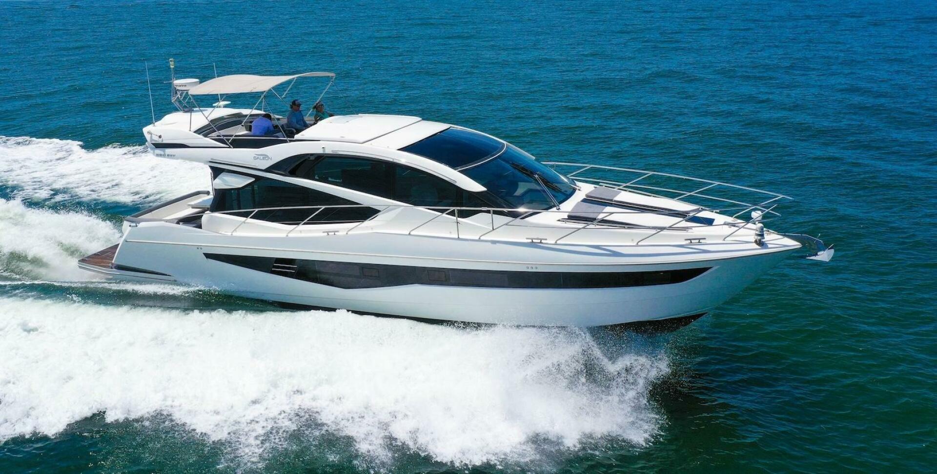 Slide: The Image of Galeon 560 Sky 2019 - 5001014