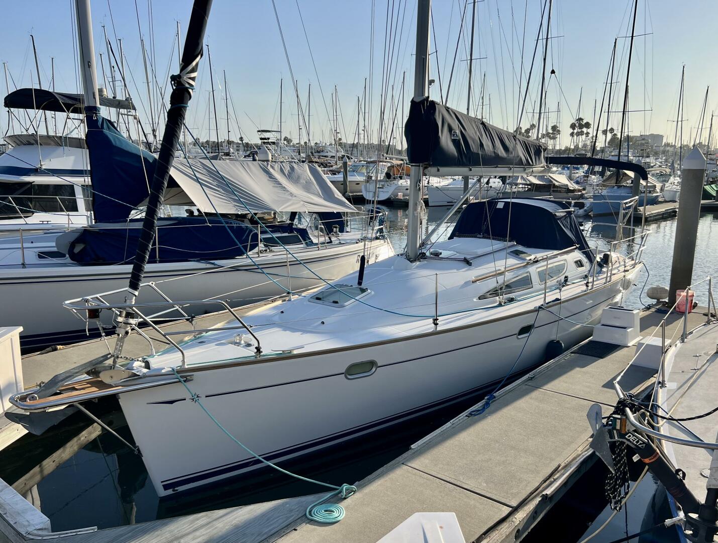 Slide: The Image of Jeanneau Sun Odyssey 35 2005 - 4635137