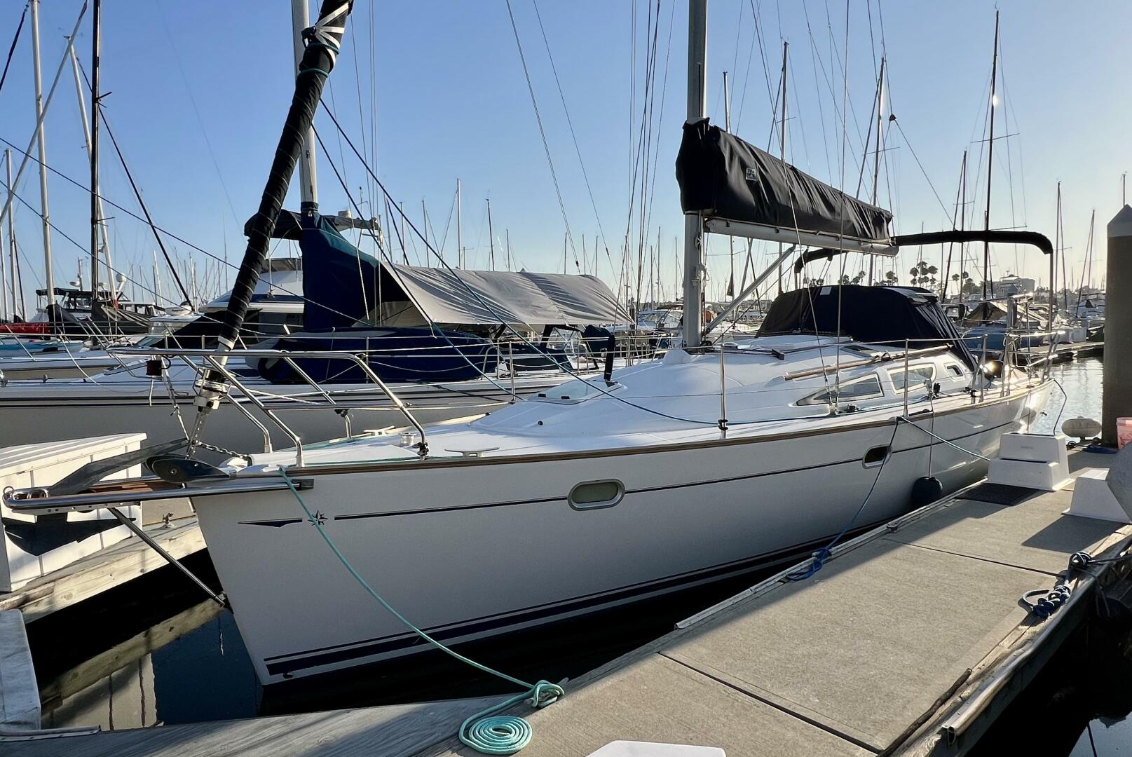 Slide: The Image of Jeanneau Sun Odyssey 35 2005 - 4635140