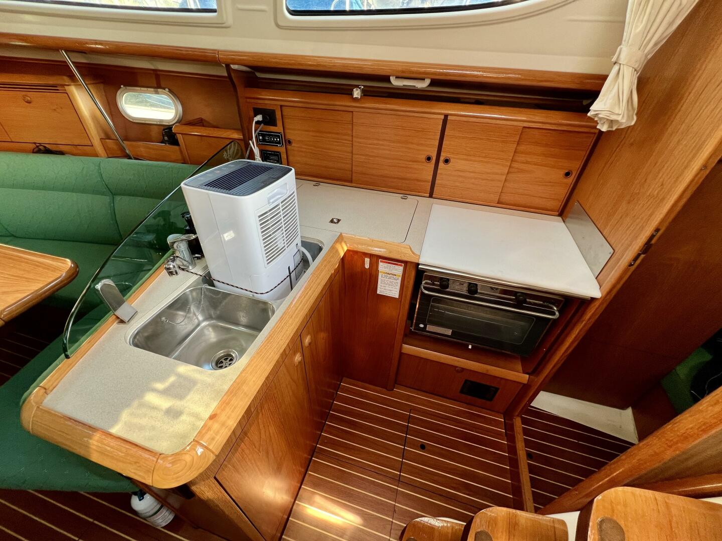 Slide: The Image of Jeanneau Sun Odyssey 35 2005 - 4635213