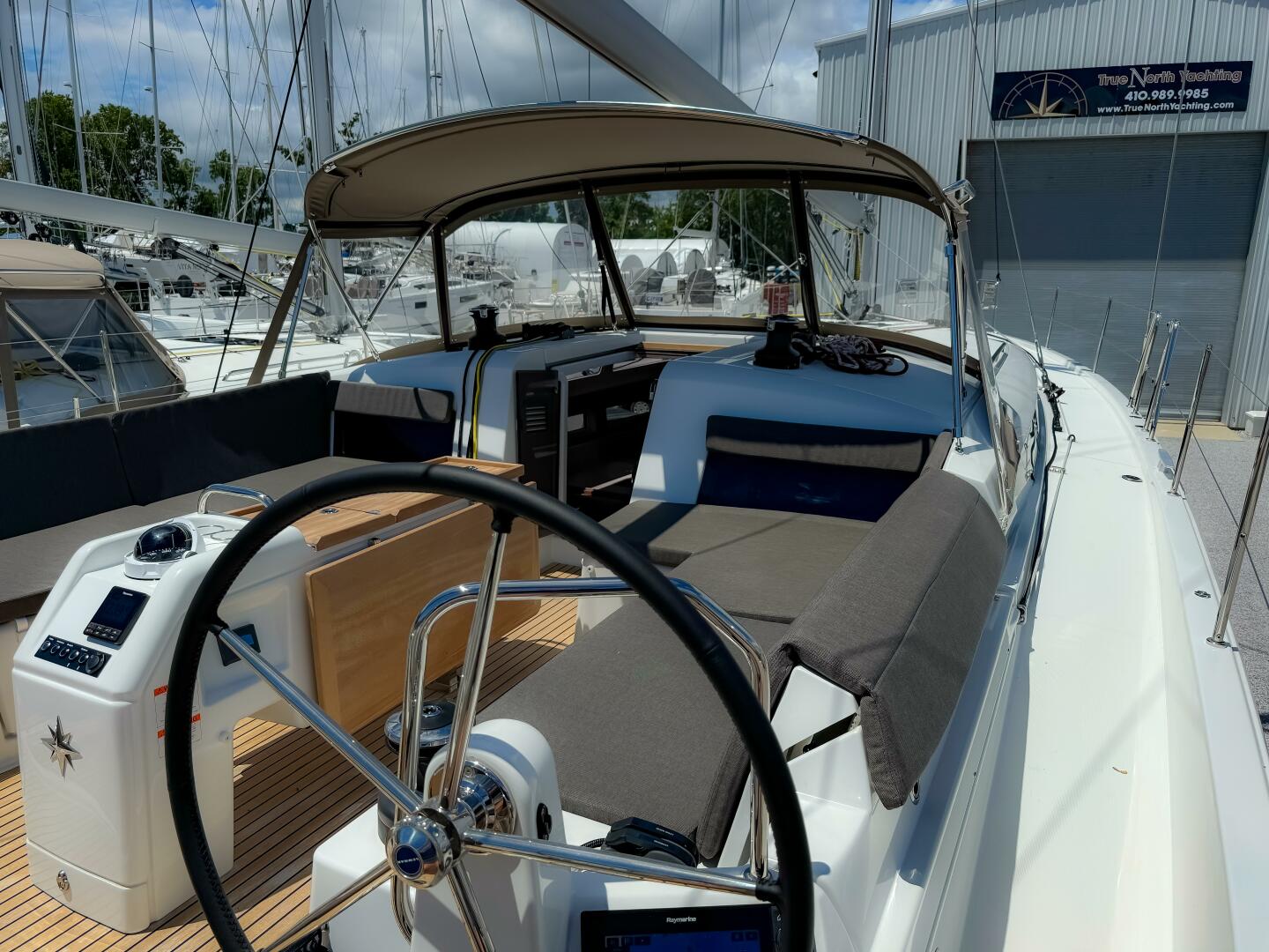 Slide: The Image of Jeanneau Sun Odyssey 490 #206 2023 - 5004057