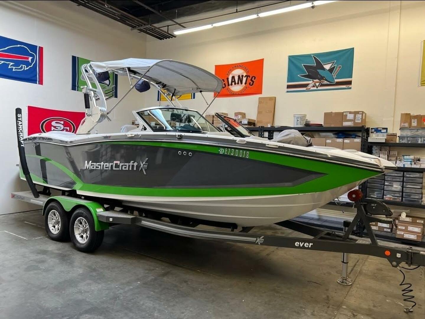 Slide: The Image of Mastercraft X23 2017 - 5042929