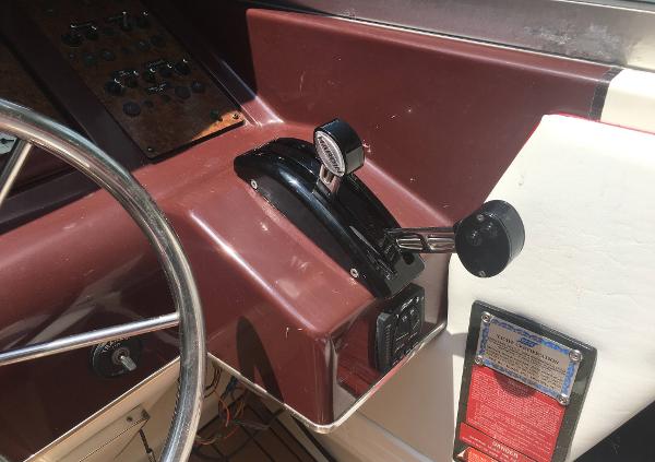 Slide: The Image of Sea Ray 260 Cuddy Cabin 1990 - 6