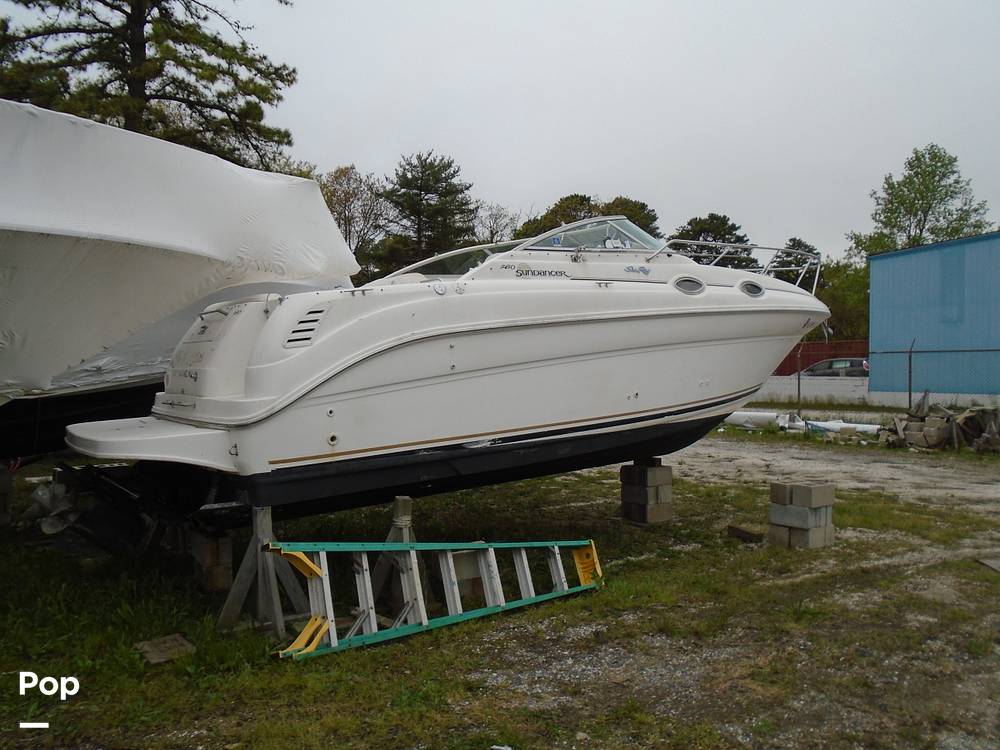 Slide: The Image of Sea Ray 260 Sundancer 2000 - 10651478