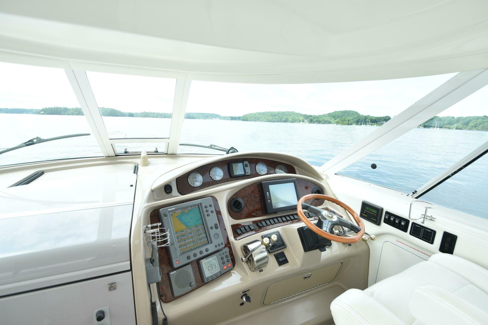 Slide: The Image of Sea Ray 390 Motor Yacht 2003 - 4505787