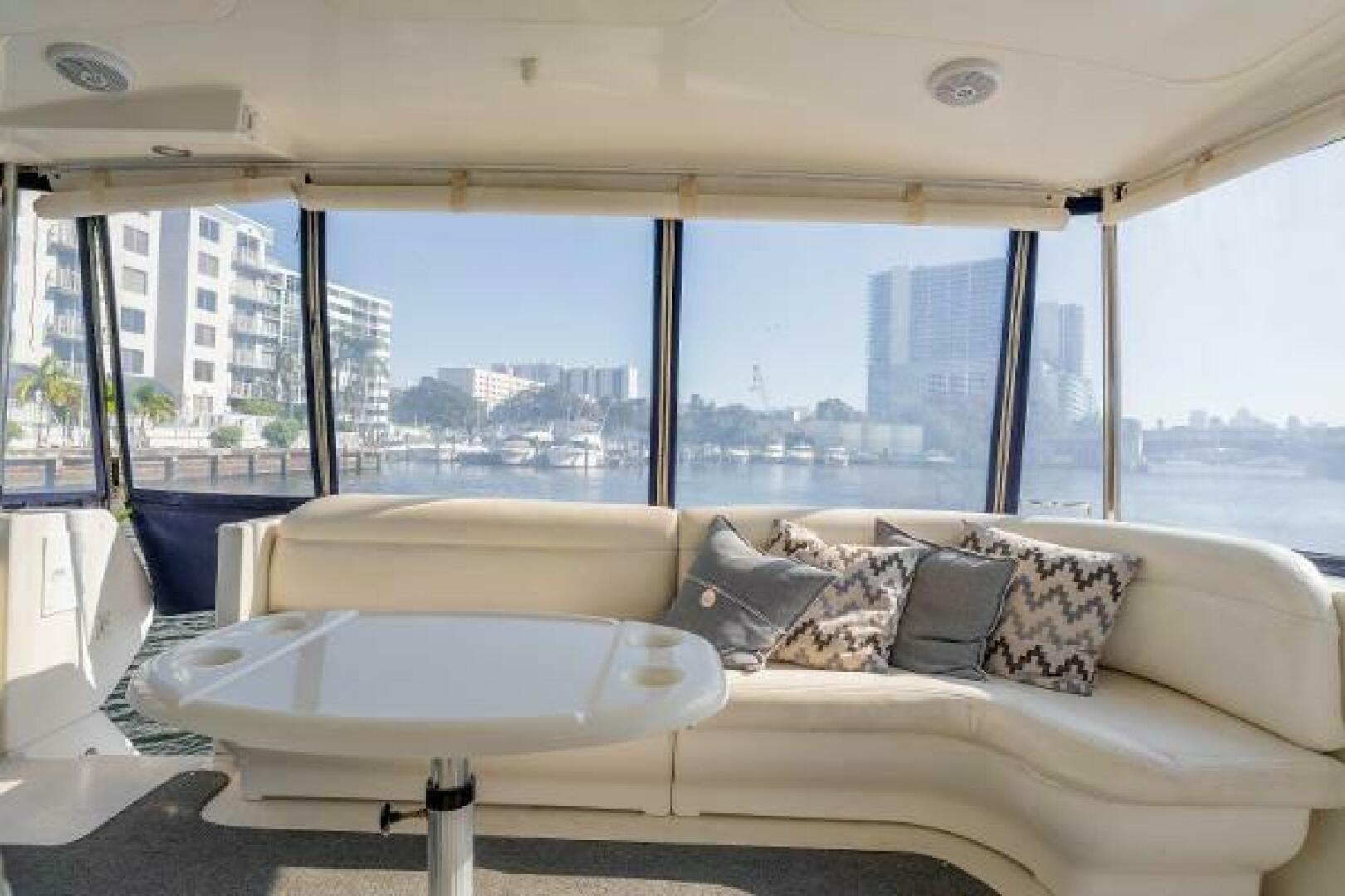 Slide: The Image of Sea Ray 480 Motor yacht 2005 - 5063952