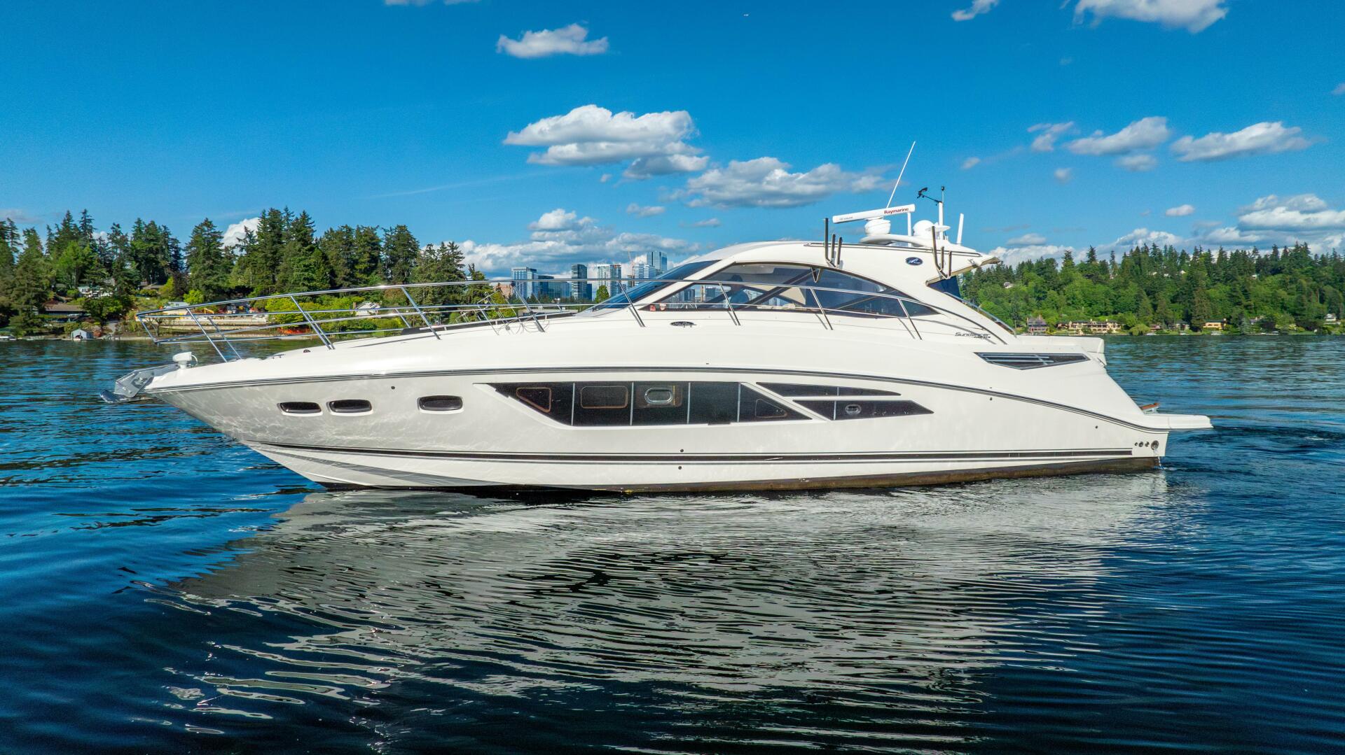 Slide: The Image of Sea Ray 510 Sundancer 2014 - 4413315