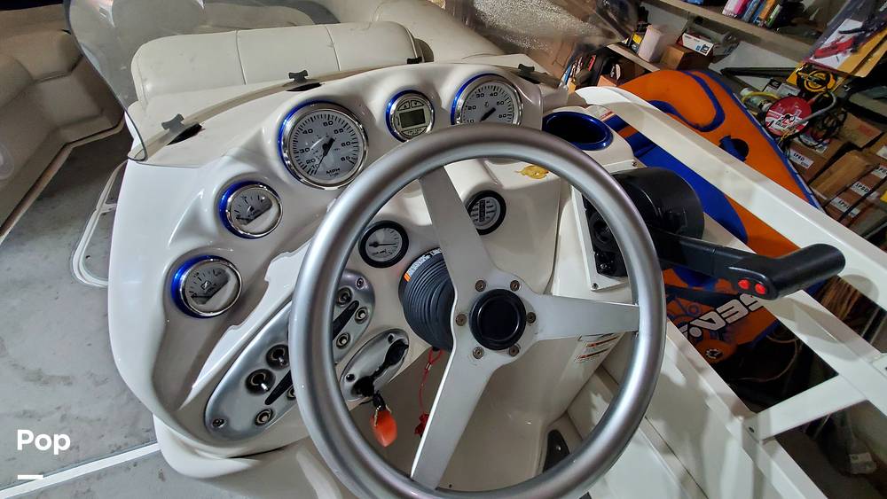 Slide: The Image of Steering Wheel - 11187683