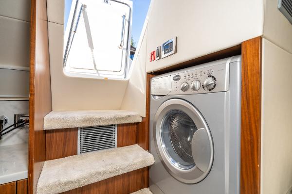 Slide: The Image of Sunseeker Manhattan 52 2017 - 55
