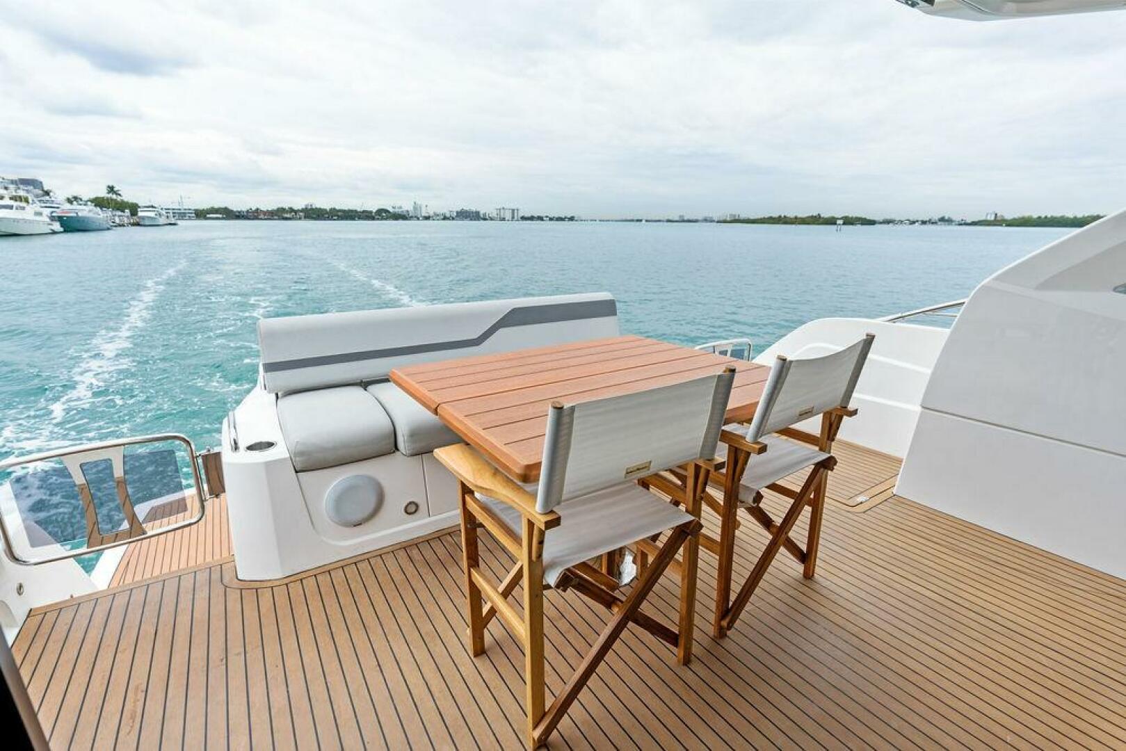 Slide: The Image of Sunseeker Predator 55 EVO 2022 - 11