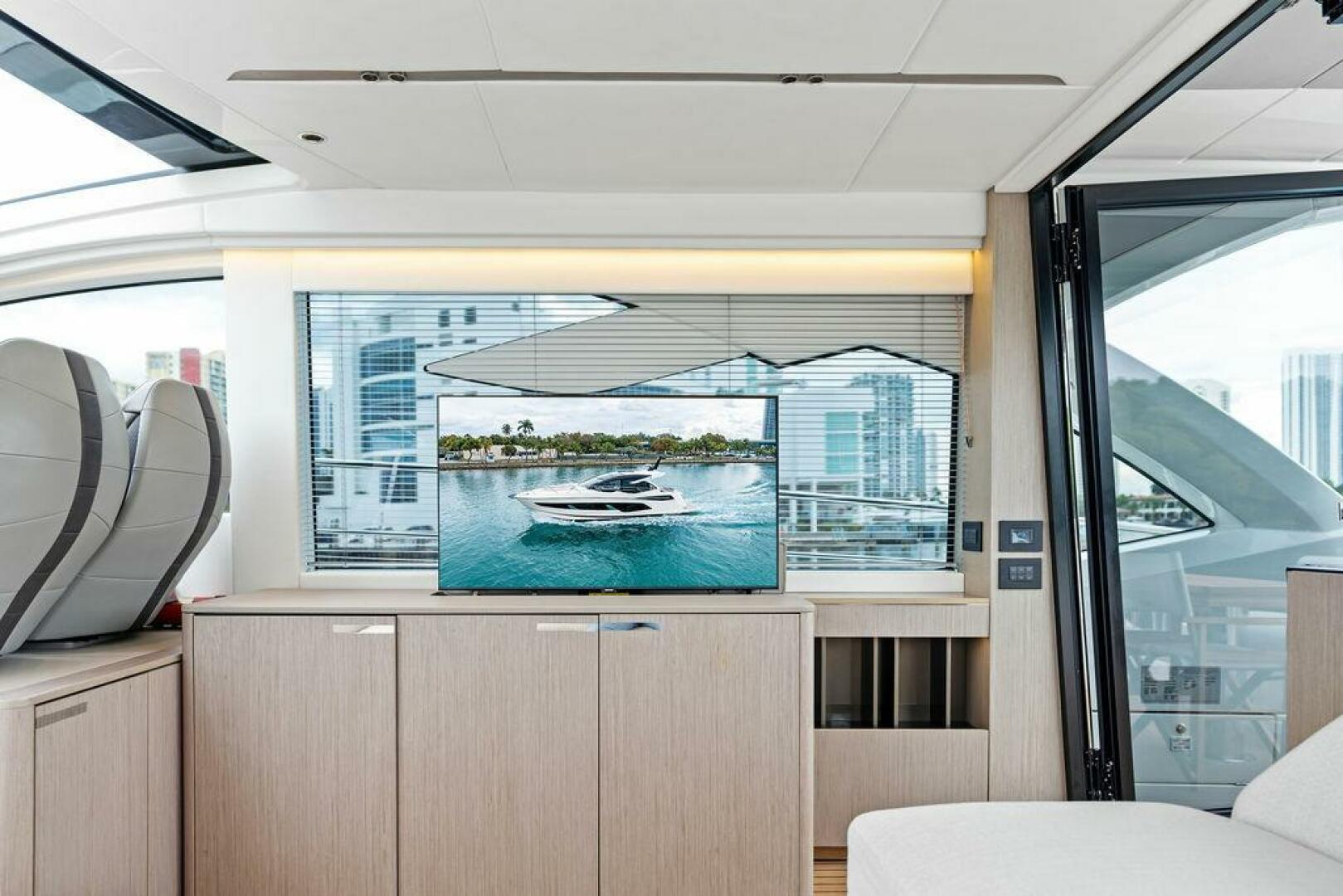 Slide: The Image of Sunseeker Predator 55 EVO 2022 - 21