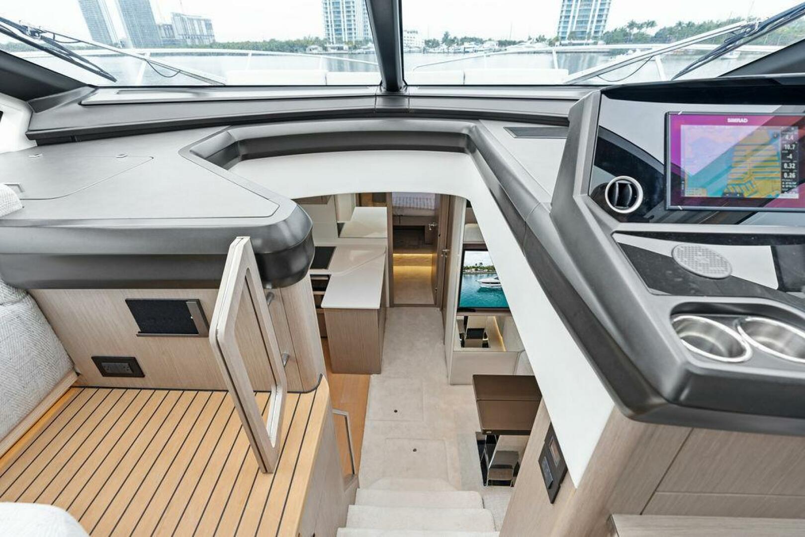 Slide: The Image of Sunseeker Predator 55 EVO 2022 - 31