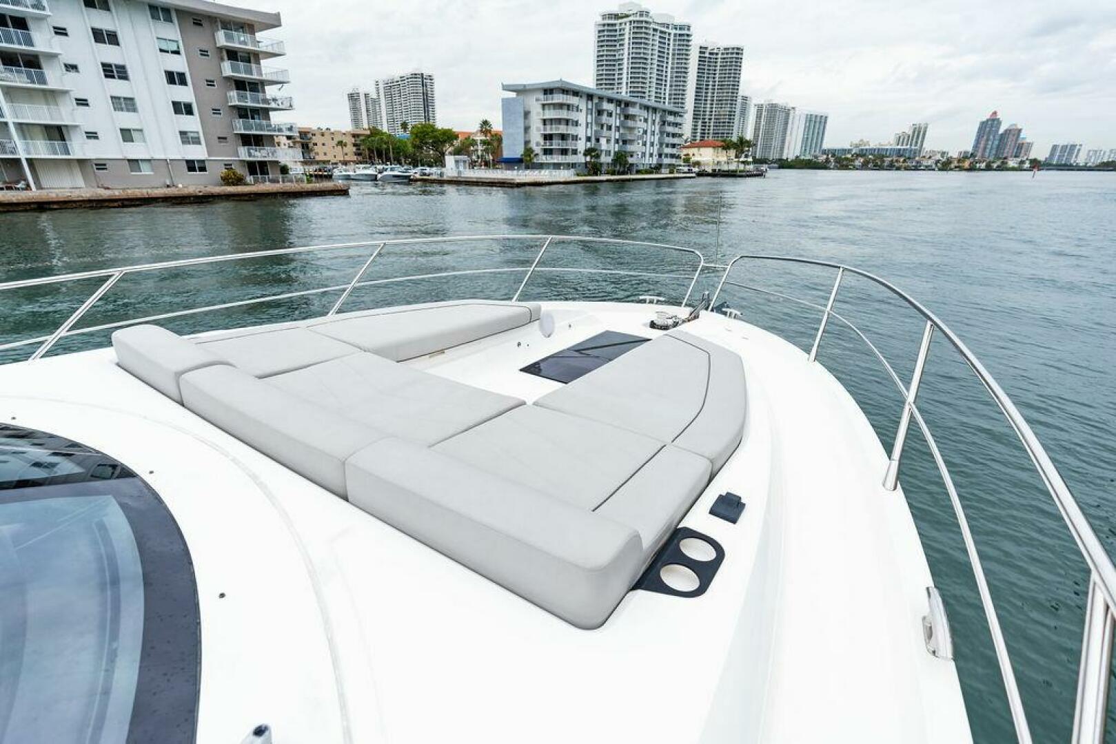 Slide: The Image of Sunseeker Predator 55 EVO 2022 - 6