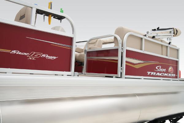 Slide: The Image of Manufacturer Provided Image: Sun Tracker Bass Buggy 16 XL Select - 25