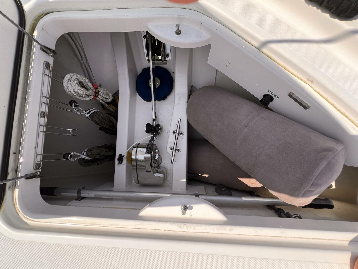 Slide: The Image of Tiara Yachts 39 Coupe 2017 - 4559095