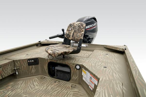 Slide: The Image of Manufacturer Provided Image: Tracker Grizzly 1654 T Sportsman - 21