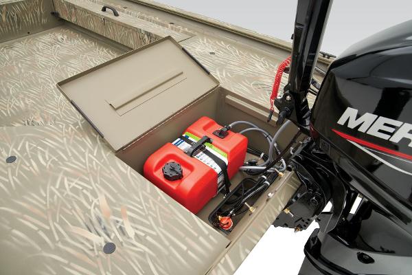 Slide: The Image of Manufacturer Provided Image: Tracker Grizzly 1654 T Sportsman - 24