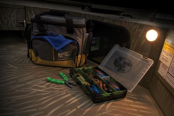 Slide: The Image of Manufacturer Provided Image: Tracker Grizzly 1654 T Sportsman - 26
