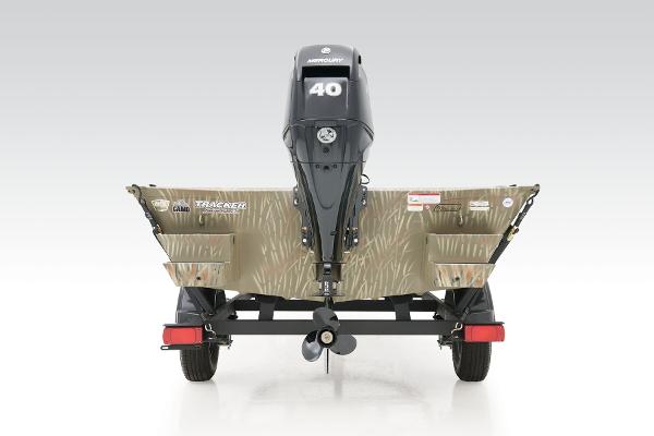 Slide: The Image of Manufacturer Provided Image: Tracker Grizzly 1654 T Sportsman - 28