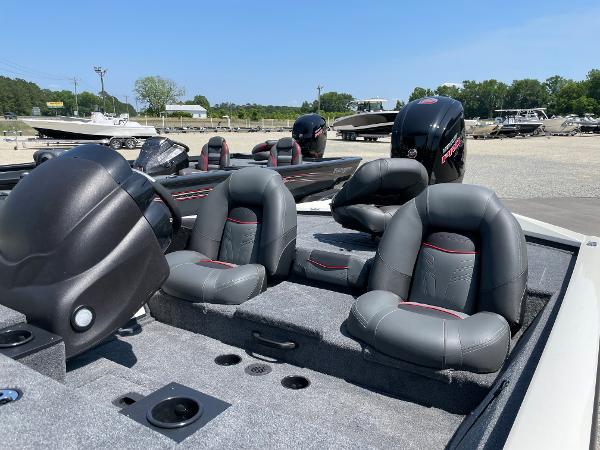 Slide: The Image of 2023 Tracker Pro Team 190 TX fishing boat with dual seats and motor. - 12