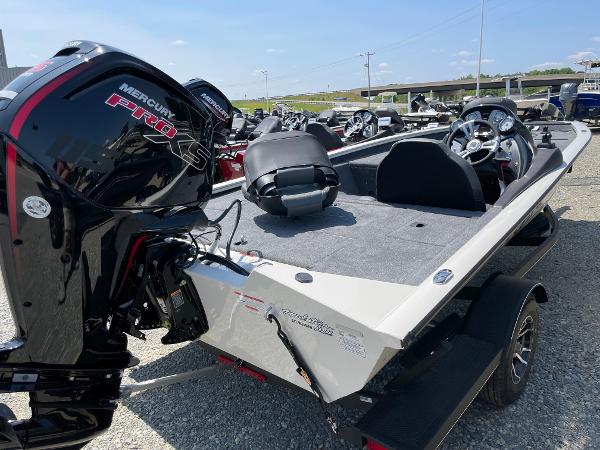 Slide: The Image of 2023 Tracker Pro Team 190 TX fishing boat with Mercury Pro XS engine. - 4