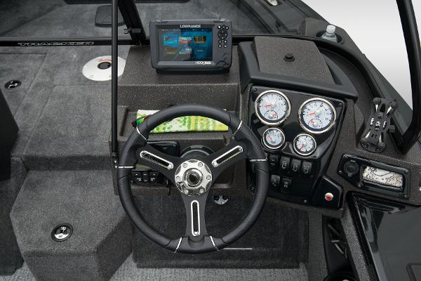 Slide: The Image of Tracker Targa V-18 Combo 2024 - 35