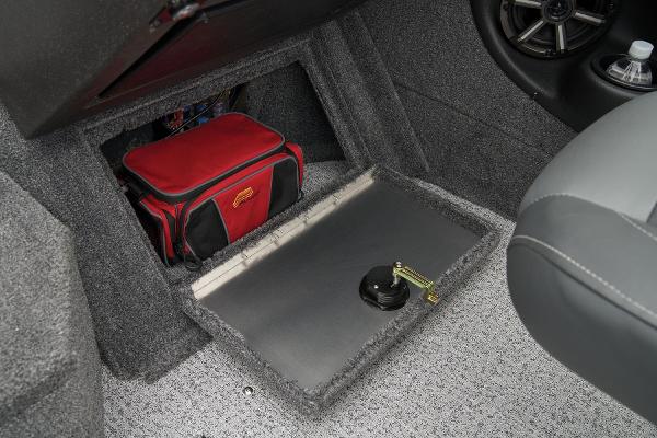 Slide: The Image of Tracker Targa V-18 Combo 2024 - 46