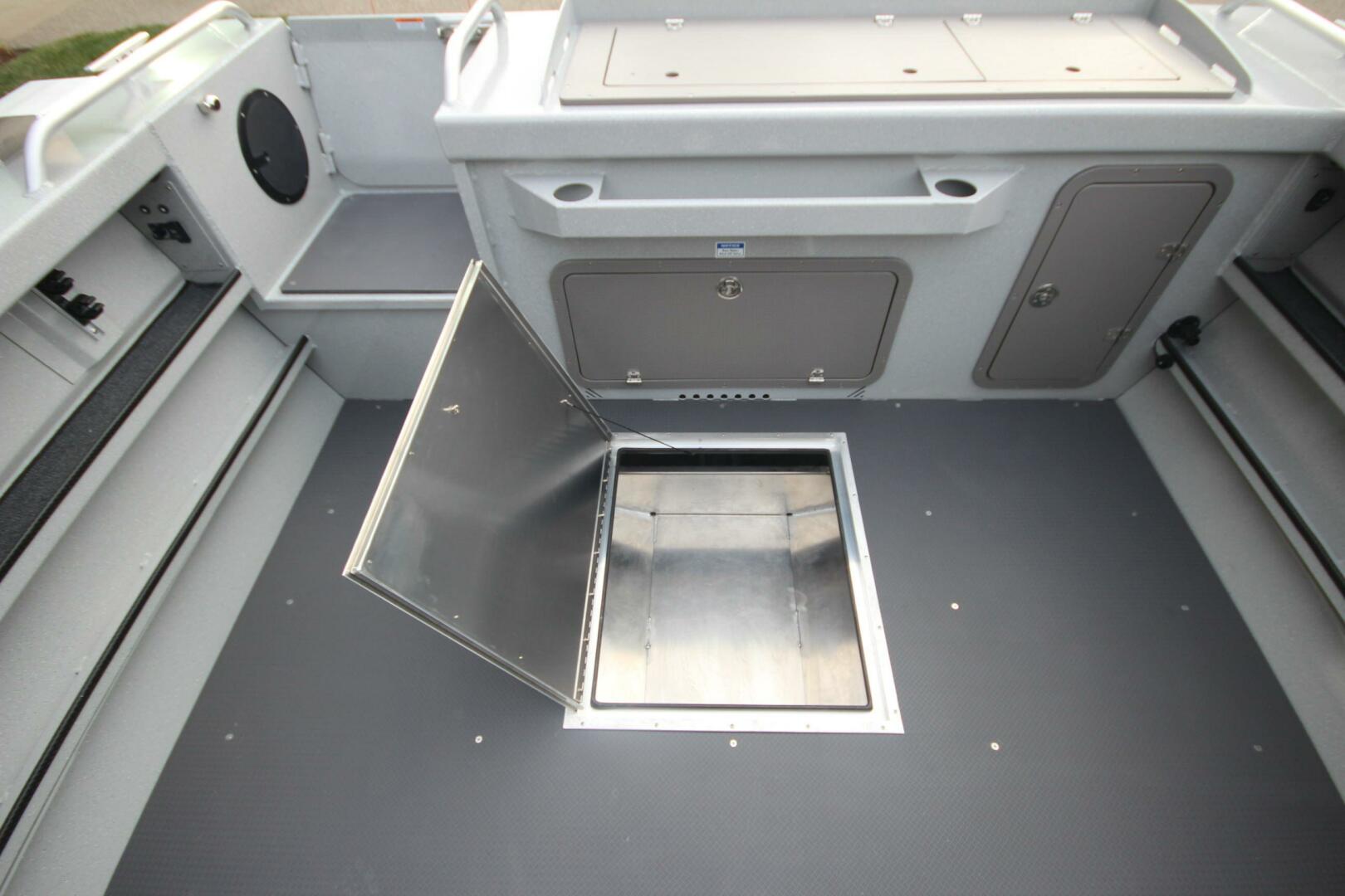 Slide: The Image of Weldcraft 240 Maverick DV 2025 - 5165894