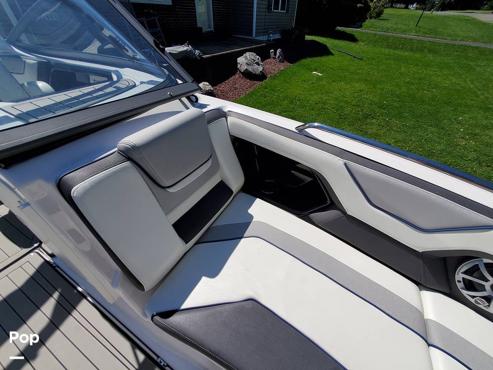 Slide: The Image of Yamaha 212S 2020 - 13059236