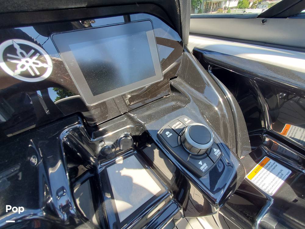Slide: The Image of Yamaha 212S 2020 - 13060978